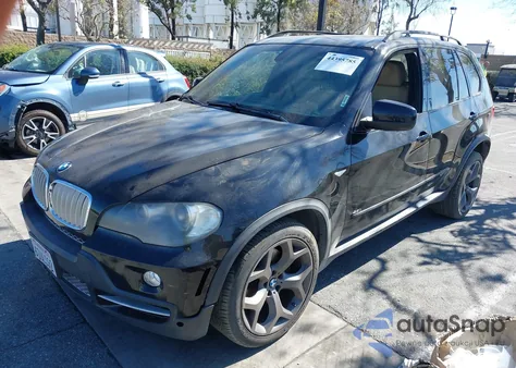 2008 BMW X5 4.8I z USA, uszkodzony, nr VIN 5UXFE83548L164572